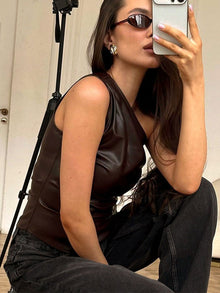 Blusa Feminina Assimétrica Premium Sem Mangas | Bella Stilo